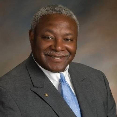 Doyle Hayes Headshot